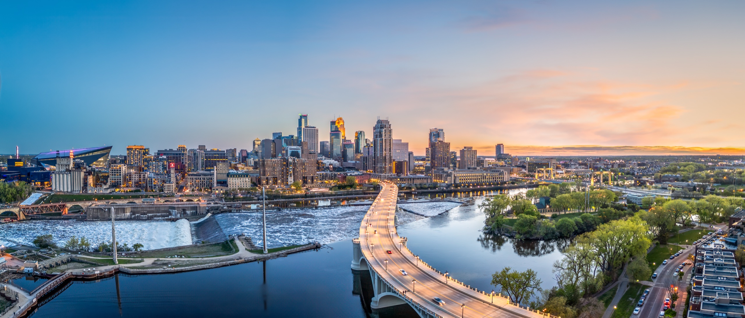 Minneapolis skyline at sunset