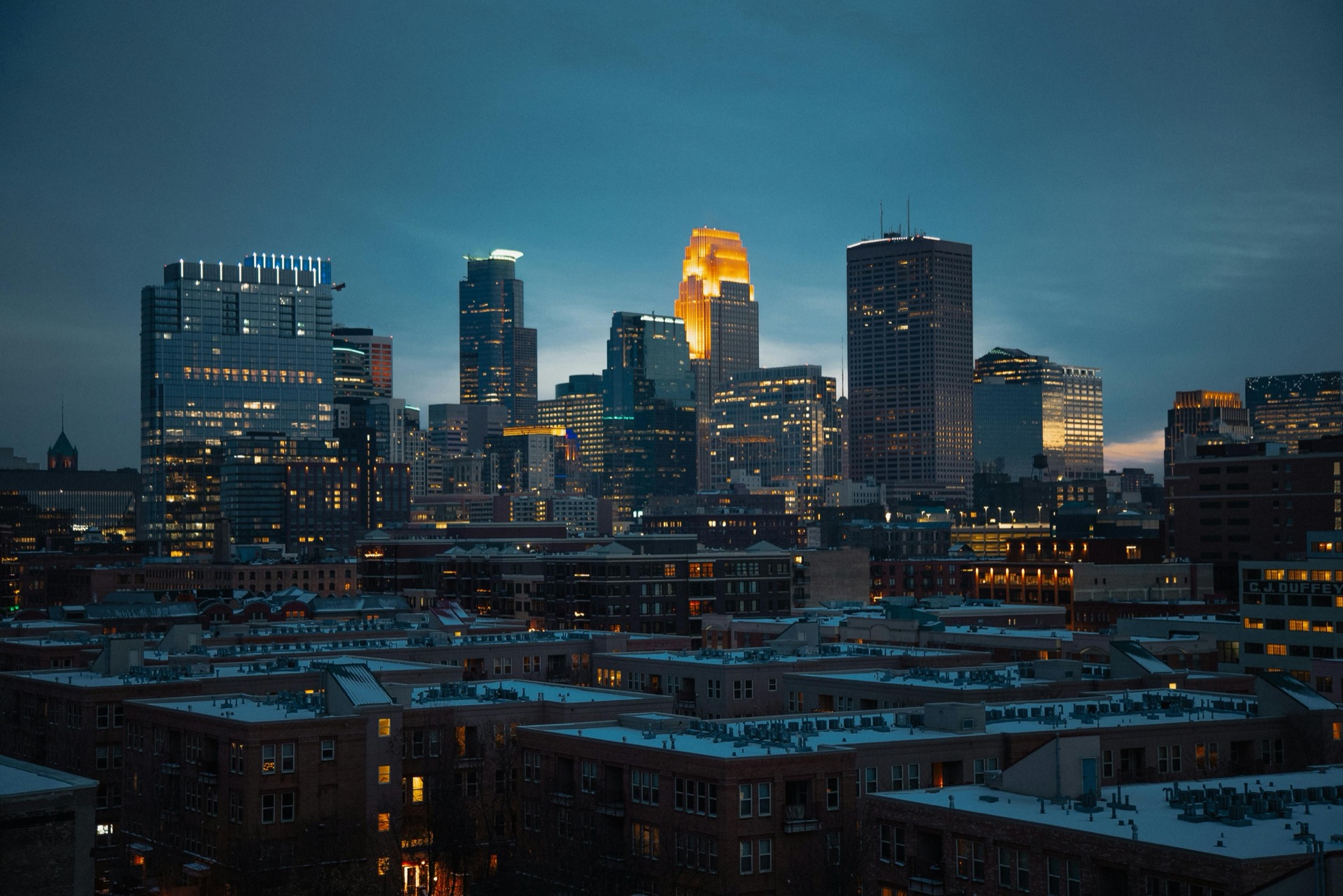 Minneapolis skyline at dusk